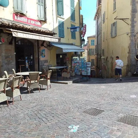 Les Chatelaines * Hyeres